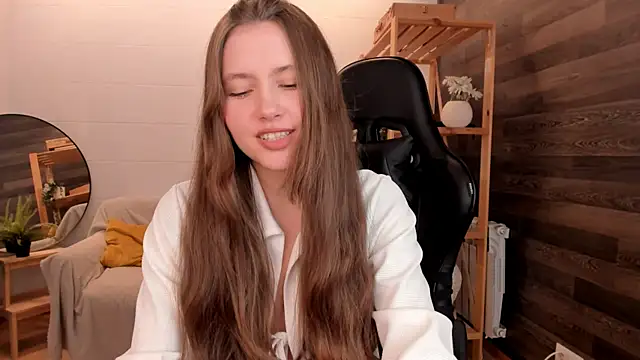 MaryannSoftt online show from 10/09/25, 03:32