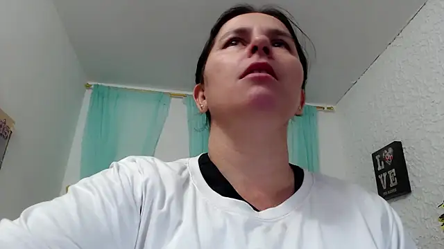 victoria jones online show from 03/14/25, 01:57