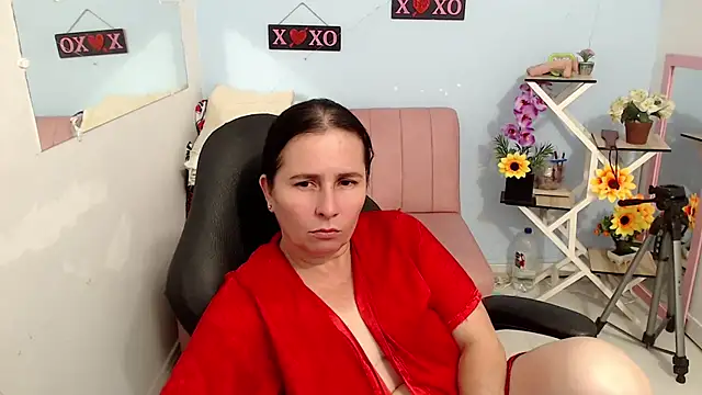 victoria jones online show from 10/07/25, 04:48