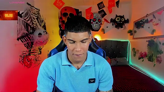 Damian latinxxx online show from 10/11/25, 03:06