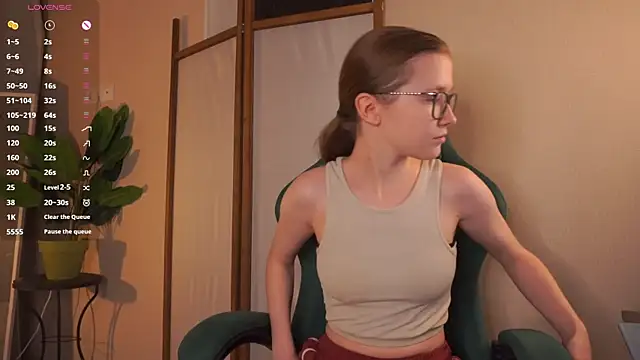 brendacom online show from 10/29/25, 04:20