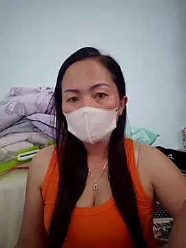 Baby-sexytits18 online show from 10/13/25, 12:54