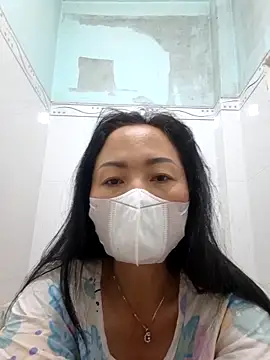 Baby-sexytits18 online show from 10/27/25, 10:58