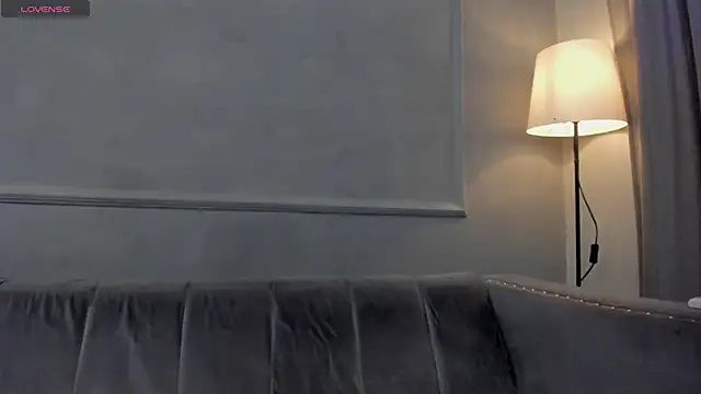 Isabellsmmith online show from 11/15/25, 07:32