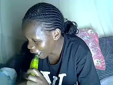 Sweet serah online show from 03/14/25, 07:15