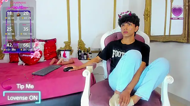 Snapshot of Santy_carrington chatting on 02/04/25, 09:41 Santy carrington online show from 02/04/25, 09:41