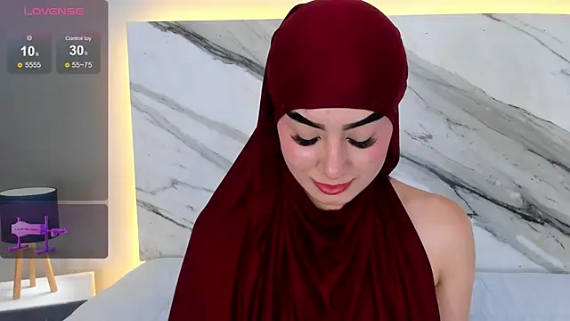 Snapshot of fatimarab chatting on 01/11/25, 11:35 fatimarab online show from 01/11/25, 11:35