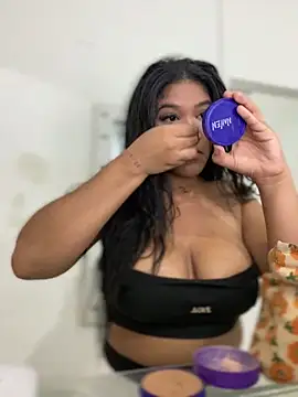 JennamartinyII online show from 03/23/25, 02:37