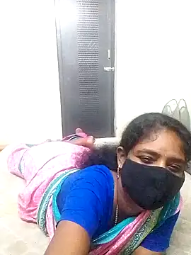 Snapshot of Tamil--Rani chatting on 12/13/24, 07:32 Tamil--Rani online show from 12/13/24, 07:32