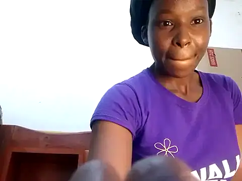 Claris2 online show from 10/18/25, 08:09