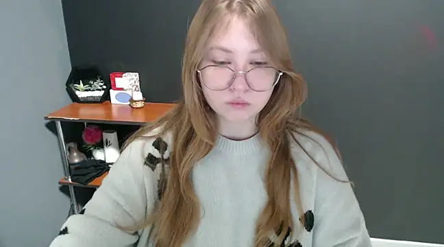 Snapshot of lady_minx chatting on 01/13/25, 07:32 lady minx online show from 01/13/25, 07:32