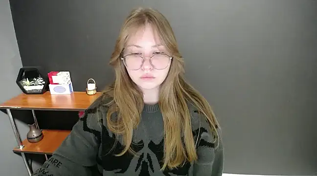 Snapshot of lady_minx chatting on 02/10/25, 07:15 lady minx online show from 02/10/25, 07:15