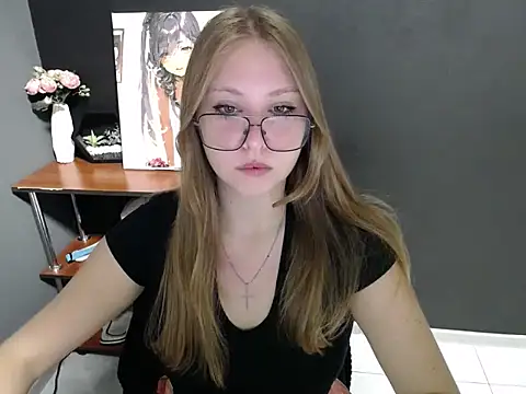 Snapshot of lady_minx chatting on 09/21/25, 06:26 lady minx online show from 09/21/25, 06:26