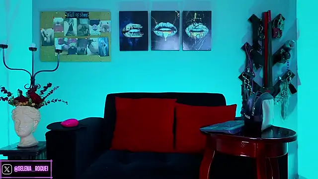 selena rogue online show from 09/26/25, 11:25