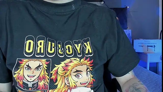 Snapshot of AmbarHills_1 chatting on 10/13/25, 11:32 AmbarHills 1 online show from 10/13/25, 11:32