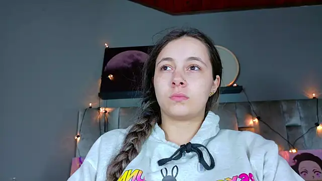 Snapshot of AmbarHills_1 chatting on 11/03/25, 11:22 AmbarHills 1 online show from 11/03/25, 11:22