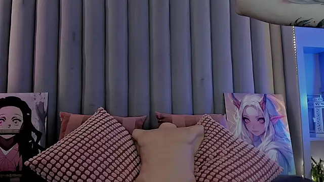 Snapshot of AmbarHills_1 chatting on 11/04/25, 11:42 AmbarHills 1 online show from 11/04/25, 11:42