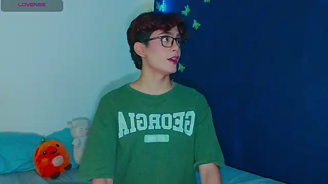 arnold laurent  online show from 12/04/25, 05:17