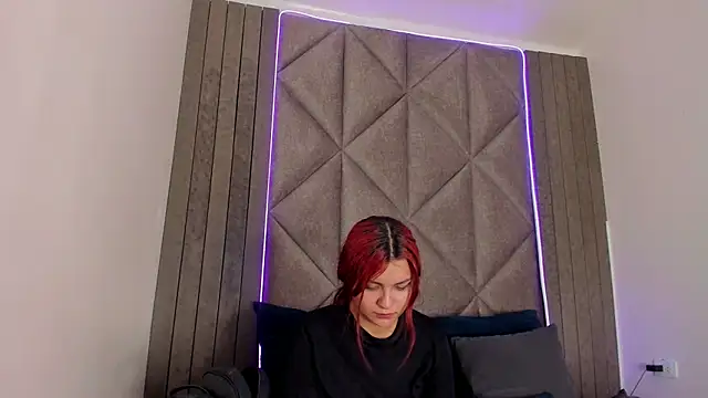 Snapshot of AbbyWathson chatting on 01/27/25, 07:35 AbbyWathson online show from 01/27/25, 07:35