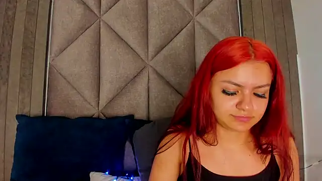 Snapshot of AbbyWathson chatting on 02/04/25, 01:45 AbbyWathson online show from 02/04/25, 01:45