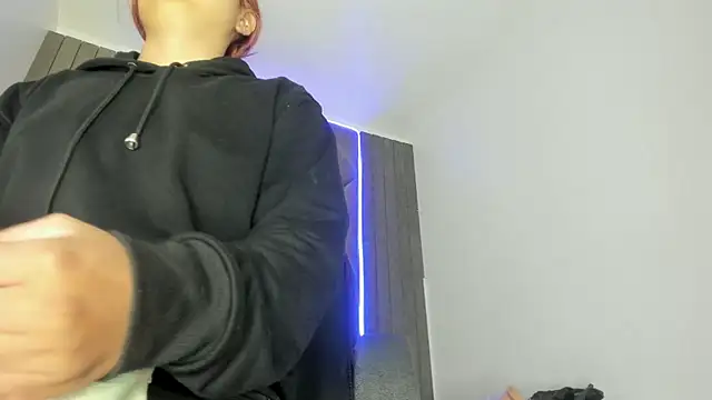 Snapshot of AbbyWathson chatting on 02/25/25, 07:47 AbbyWathson online show from 02/25/25, 07:47