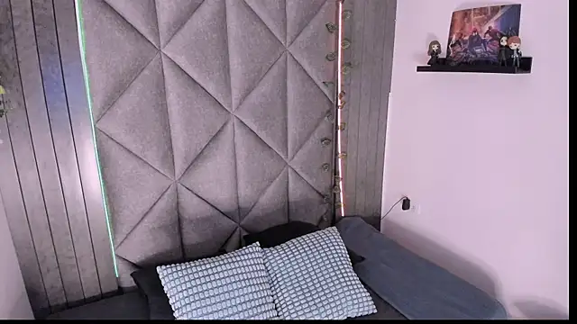 Snapshot of AbbyWathson chatting on 10/07/25, 07:33 AbbyWathson online show from 10/07/25, 07:33