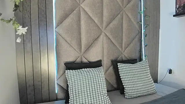 Snapshot of AbbyWathson chatting on 10/13/25, 07:58 AbbyWathson online show from 10/13/25, 07:58