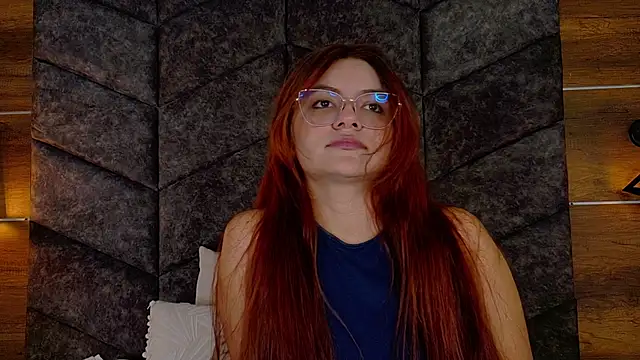 Snapshot of AbbyWathson chatting on 10/29/25, 07:37 AbbyWathson online show from 10/29/25, 07:37