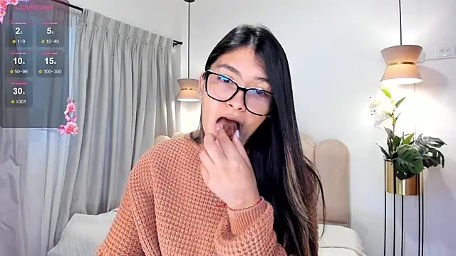 Snapshot of Abella_ruiz chatting on 02/03/25, 11:05 Abella ruiz online show from 02/03/25, 11:05