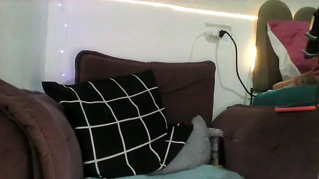 PollyCrush online show from 10/22/25, 11:37