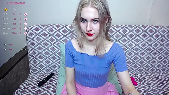 Olivia Graceee online show from 12/18/24, 02:28