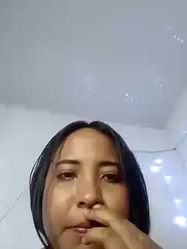 Nissha johosonn online show from 12/25/24, 12:58