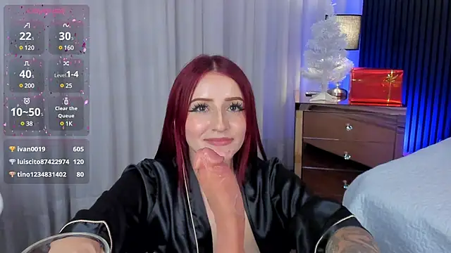 Snapshot of misspaulinaa chatting on 12/27/24, 05:42 misspaulinaa online show from 12/27/24, 05:42