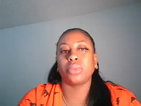 Snapshot of Nyxie_Chaos chatting on 02/10/25, 02:59 Nyxie Chaos online show from 02/10/25, 02:59