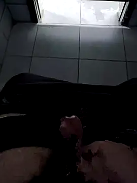 Snapshot of novinho_rosado chatting on 09/25/25, 08:12 novinho rosado online show from 09/25/25, 08:12