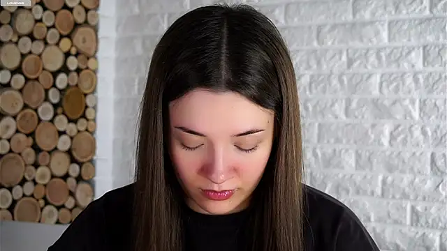 LowOncoming online show from 10/25/25, 02:08