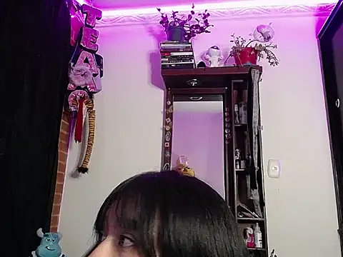 iam valery online show from 02/20/25, 12:41