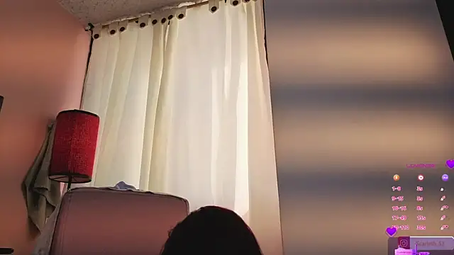 Scarlet Red  online show from 10/11/25, 12:26