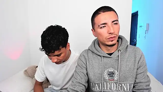 sweet boys xx online show from 10/25/25, 06:13