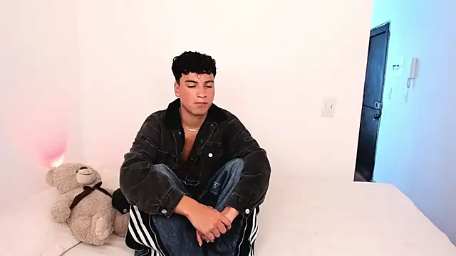 sweet boys xx online show from 10/26/25, 06:58