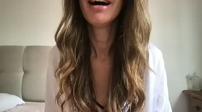 paolajonez online show from 12/12/24, 01:06