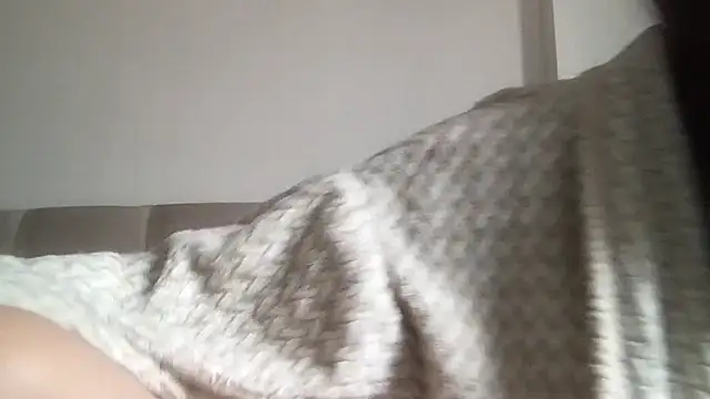 paolajonez online show from 10/26/25, 12:22