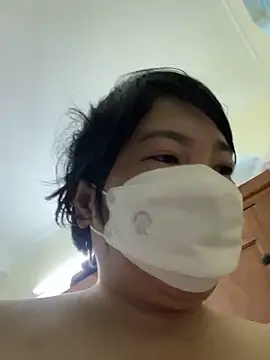 Hachi Sweetbabie  online show from 02/23/25, 12:51