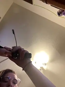 Lalalynn online show from 10/21/25, 07:25