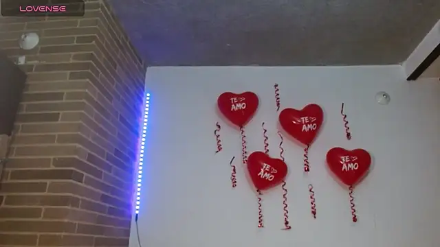Snapshot of helenacyruss chatting on 02/14/25, 05:14 helenacyruss online show from 02/14/25, 05:14