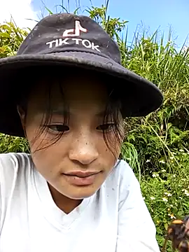 trieungoclnt online show from 10/08/25, 08:34