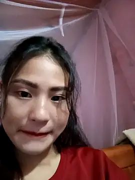 trieungoclnt online show from 10/24/25, 03:25