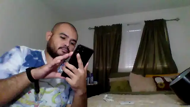 JooveyRose online show from 10/18/25, 06:41