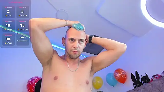 Snapshot of Damon_Bakert chatting on 11/12/25, 05:41 Damon Bakert online show from 11/12/25, 05:41