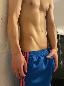 Mrtzz  online show from 02/12/25, 08:40